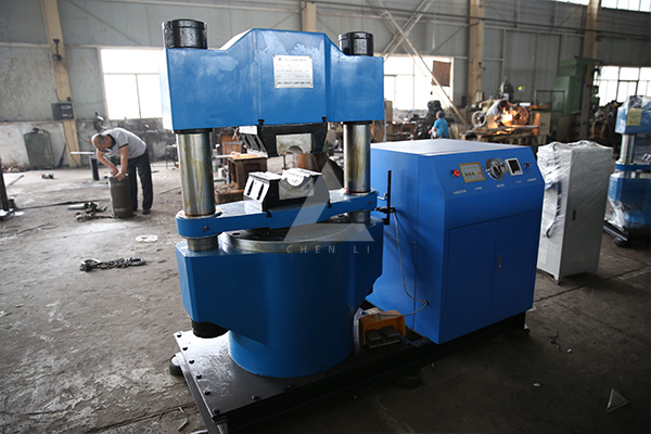 液壓鋼絲繩壓套機(jī) 液壓鋼絲繩壓套機(jī)